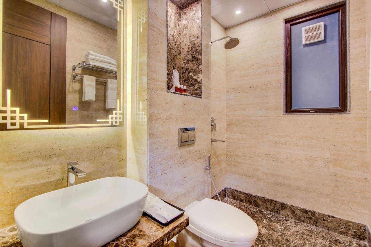 Le Tresor Hotel New Delhi Exterior photo